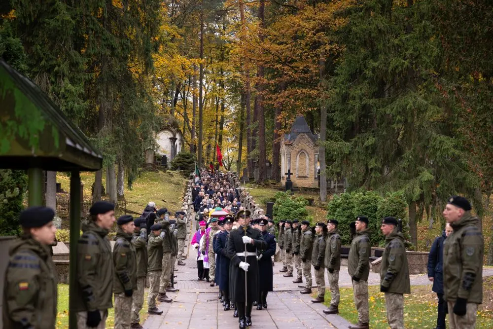 Juozo Vitkaus-Kazimieraičio laidotuvių procesija Vilniuje, 2023 m.