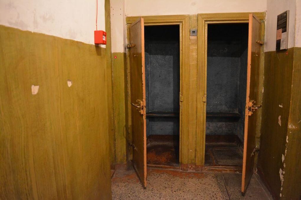 Ekspozicija „KGB vidaus kalėjimas“, kalėjimo boksai
